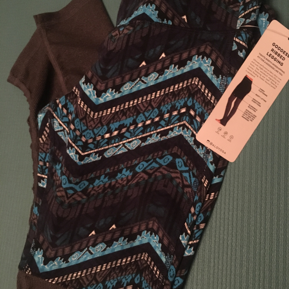 NWT Alo Yoga Goddess Leggings Seaport Blue